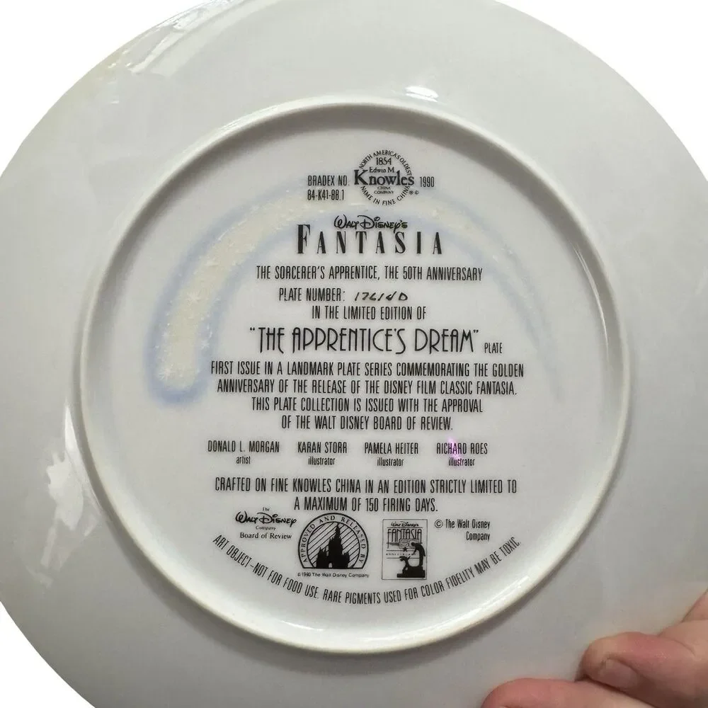 Walt‎ Disney’s Fantasia “The Apprentice’s Dream” Mickey Mouse Plate